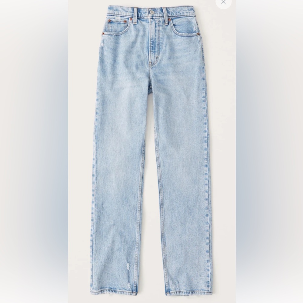Abercrombie Ultra High Rise 90s Straight Leg Jean Size 27 Regular Length